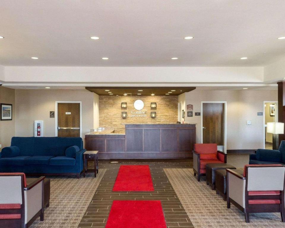 Comfort Inn & Suites Watford City Exterior foto